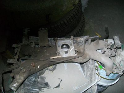 Лот: 5564232. Фото: 1. Впускной коллектор на Subaru Legacy. Топливная система