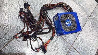 Лот: 25897297. Фото: 1. FSP FX700-GLN 700W. Корпуса, блоки питания