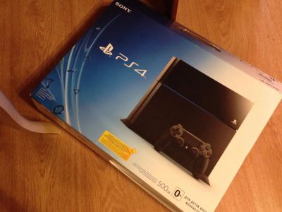 Лот: 3682869. Фото: 1. Sony Playstation 4 + Battlefield... Игровые приставки, консоли