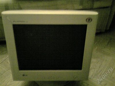Лот: 633975. Фото: 1. Монитор LG FLATRON 775FT. ЭЛТ-мониторы
