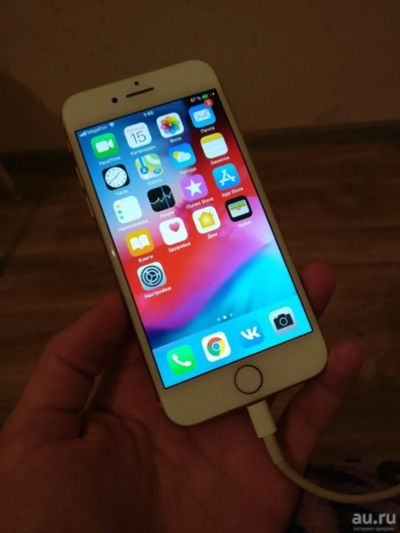 Лот: 13250397. Фото: 1. IPhone 8 64гб, золотой. Обмен. Смартфоны