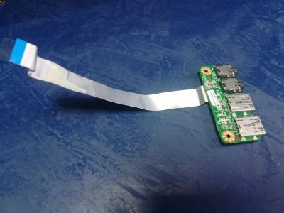 Лот: 17738533. Фото: 1. Б/У плата с разъемами USB, Audio... Шлейфы, кабели, переходники