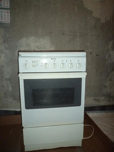 Лот: 8690256. Фото: 1. Электроплита Indesit. Плиты, духовые шкафы, варочные поверхности