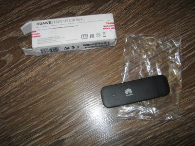 Лот: 19258115. Фото: 1. модем huawei e3372 чорный lte... Беспроводные модемы