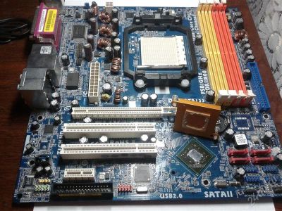 Лот: 1579419. Фото: 1. ASRock ALiveNF7G-HDready. Материнские платы