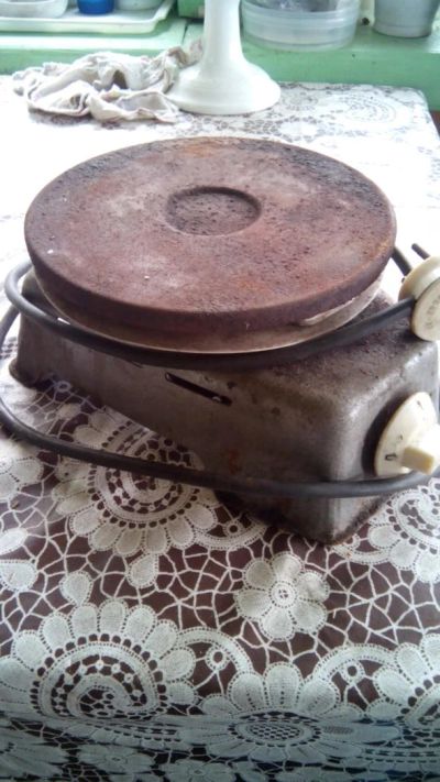 Лот: 7296143. Фото: 1. электроплитка СССР-. Кухонная