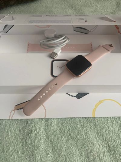 Лот: 16066469. Фото: 1. apple watch 4 44mm. Смарт-часы, фитнес-браслеты, аксессуары