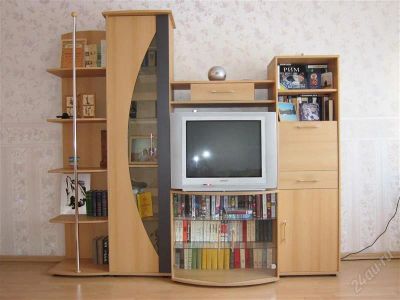 Лот: 2036752. Фото: 1. Очень хорошая горка по выгодной... Гостиные, стенки, горки