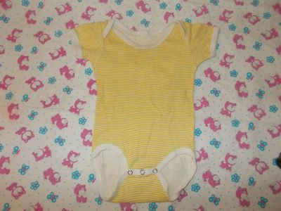 Лот: 3398903. Фото: 1. Бодик на малыша ростом 60-68. Ползунки, распашонки, слипы