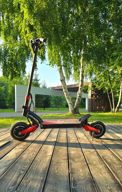 Лот: 23326810. Фото: 1. Электросамокат Kugo G1 2000w. Электросамокаты, гироскутеры, сигвеи