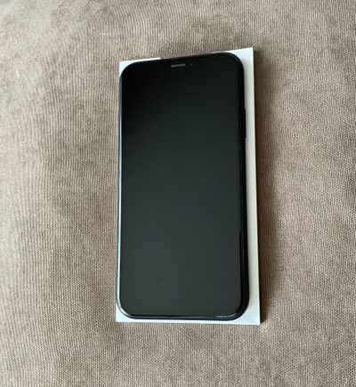 Лот: 17108932. Фото: 1. iPhone XR 128 Gb Black, MRY92RU... Смартфоны