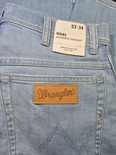 Лот: 17636770. Фото: 1. Джинсы мужские Wrangler Texas... Брюки, джинсы, шорты