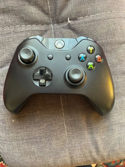 Лот: 17340005. Фото: 1. Геймпад Xbox One. Аксессуары для игровых приставок, консолей, геймпады