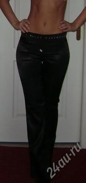 Лот: 196593. Фото: 1. брюки праздничные атласные со... Брюки, шорты