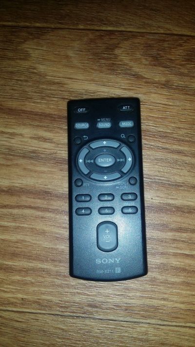 Лот: 15779014. Фото: 1. Пульт от магнитолы Sony RM-X211. Автомагнитолы