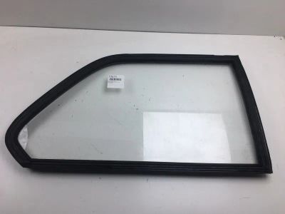 Лот: 20396426. Фото: 1. Стекло боковое Bmw 3-Series 1980... Кузов