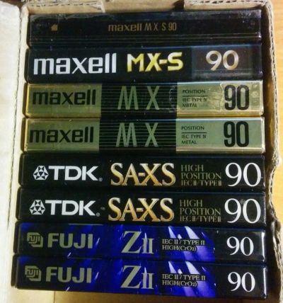 Лот: 8800106. Фото: 1. Новые аудиокассеты TDK FUJI Maxell... Другое (аудиотехника)
