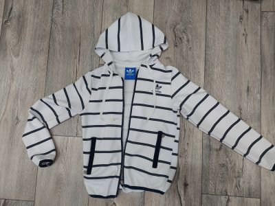 Лот: 18611234. Фото: 1. Кофта для девочки #6. Свитера, худи, толстовки