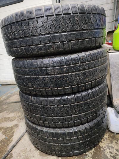 Лот: 24609339. Фото: 1. Pirelli 195/55R16. Шины