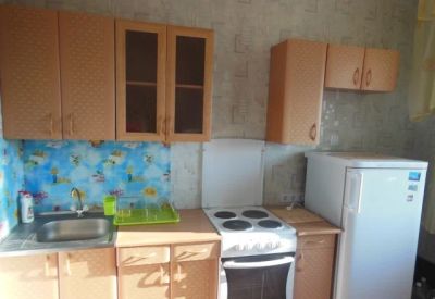 Лот: 7843812. Фото: 1. Сдам 1 комнатная квартира Серова... Квартиры, студии