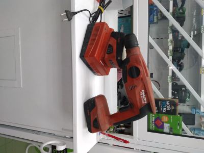 Лот: 17500635. Фото: 1. Перфоратор hilti te2-a22. Электроинструмент