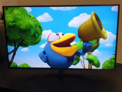 Лот: 21220300. Фото: 1. Телевизор LG 55UM7400PLB с дефектом. Телевизоры