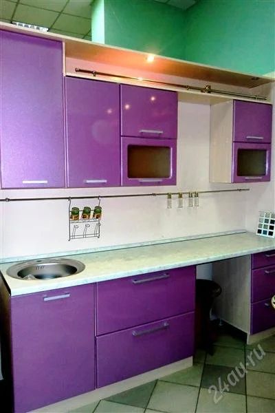 Лот: 1360387. Фото: 1. Срочно продам кухню глянец 2400мм. Столы, стулья, обеденные группы