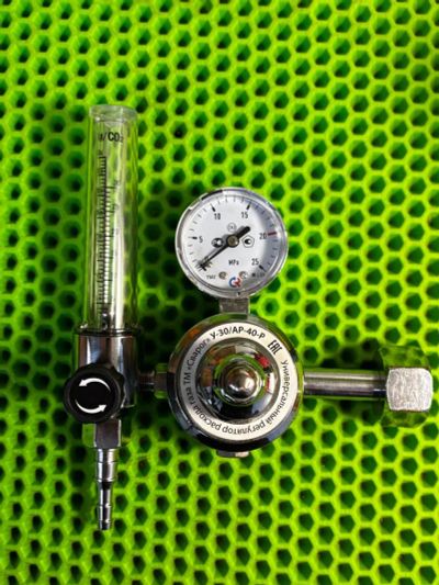 Лот: 25883515. Фото: 1. Регулятор расхода газа универсальный... Баллоны, газ в баллонах