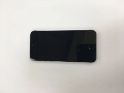 Лот: 13941902. Фото: 1. Телефон Apple iPhone SE 32Gb Space... Смартфоны