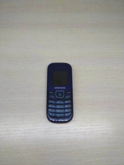 Лот: 11507138. Фото: 1. Телефон Samsung GT-E1200M. ID3371... Кнопочные мобильные телефоны