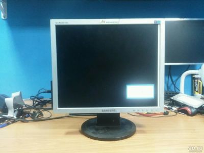 Лот: 10805721. Фото: 1. Монитор Samsung SyncMaster 723N... ЖК-мониторы