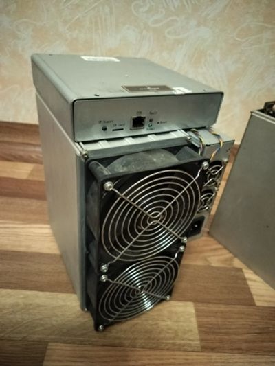 Лот: 25703999. Фото: 1. Antminer S15 28TH. Майнинг фермы, товары для майнинга