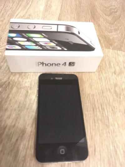 Лот: 8749976. Фото: 1. IPhone 4S 8Gb. Смартфоны