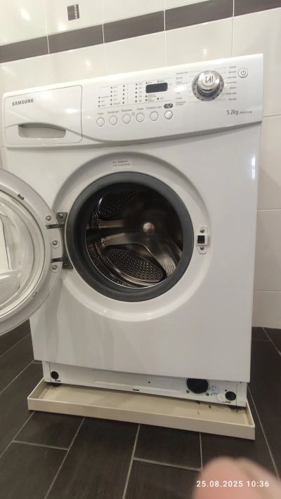 Лот: 25704159. Фото: 1. Стиральная машина Samsung wf6520s7w. Стиральные машины