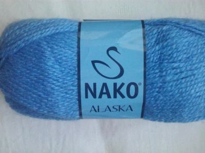 Лот: 6739041. Фото: 1. Пряжа Аляска -голубая. Ткани, нитки, пряжа