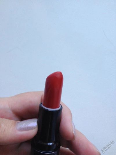 Лот: 5545435. Фото: 1. помада от avon красная. Макияж