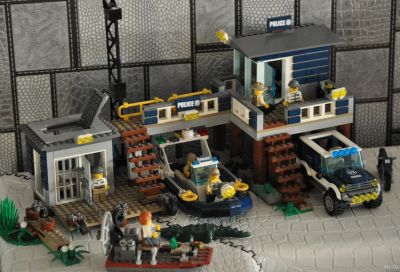 Лот: 18223499. Фото: 1. LEGO City 60069 Полицейский участок... Конструкторы