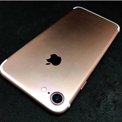 Лот: 11583474. Фото: 1. iPhone 7 128gb gold. Смартфоны