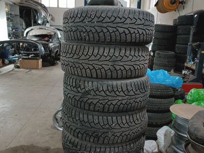 Лот: 21055132. Фото: 1. Зимние шины 205/55 r16 nokian... Шины
