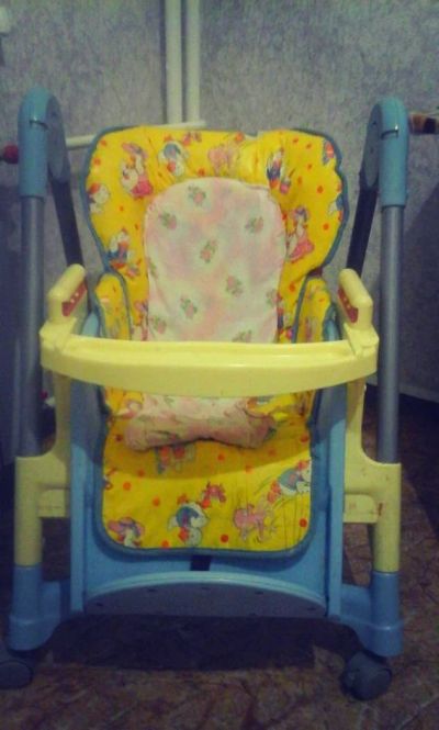 Лот: 8507604. Фото: 1. стульчик для кормления. Стульчики для кормления