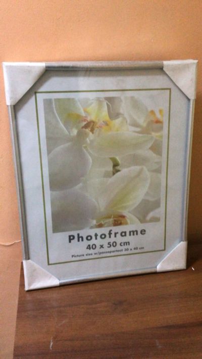 Лот: 21338976. Фото: 1. Фоторамка 40*50. Фоторамки, фотоальбомы