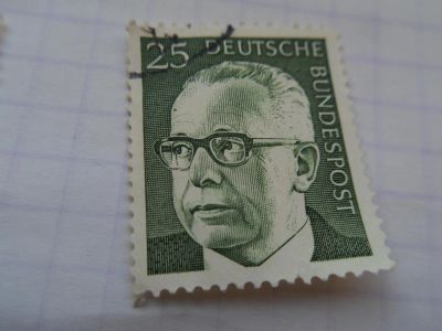 Лот: 8898077. Фото: 1. Почтовая марка-для Вашей коллекции... Марки