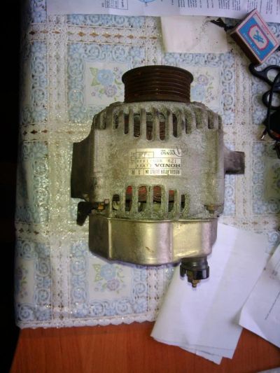 Лот: 4213917. Фото: 1. Генератор Honda Accord Sir. Электрооборудование