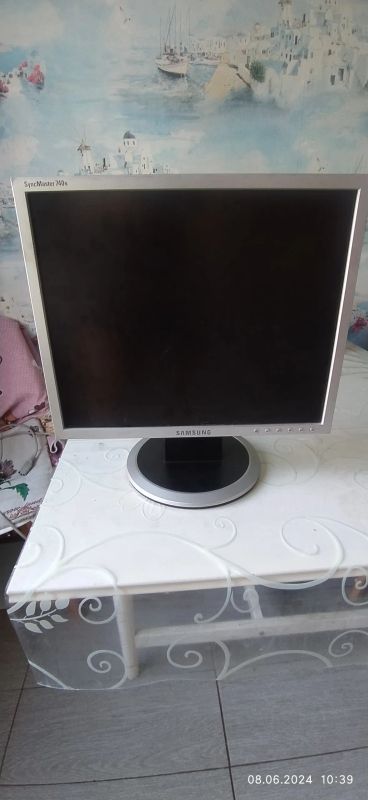Лот: 22569420. Фото: 1. Монитор Samsung 740N 17" нерабочий. ЖК-мониторы