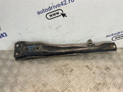 Лот: 24425307. Фото: 1. балка продольная под ДВС Mitsubishi... Двигатель и элементы двигателя