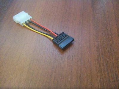 Лот: 4398129. Фото: 1. Переходник питания с molex на... Шлейфы, кабели, переходники