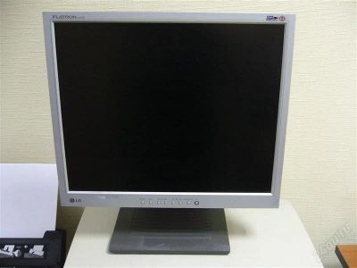Лот: 2379731. Фото: 1. Монитор LG Flatron L1910B. ЖК-мониторы