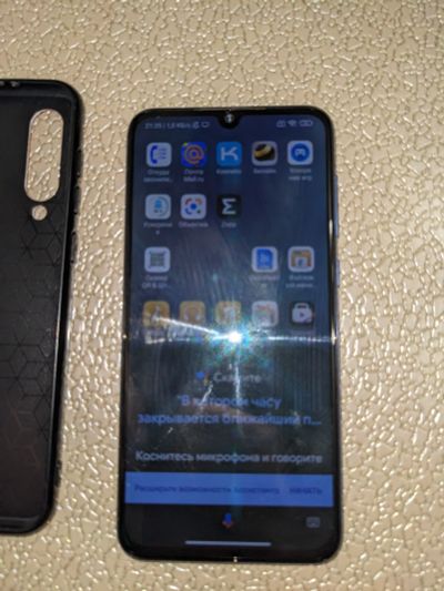 Лот: 19874421. Фото: 1. Xiaomi mi 9 se. Смартфоны