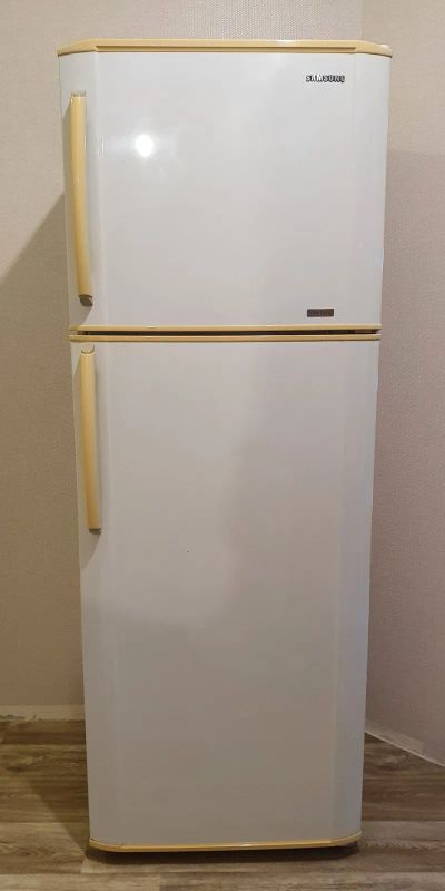 Лот: 19292294. Фото: 1. Холодильник Samsung no frost RT35BVPW. Холодильники, морозильные камеры