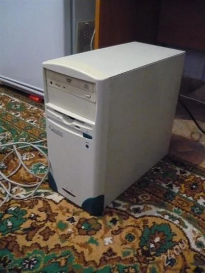 Лот: 2550737. Фото: 1. Шустрый Р4 2,4/512/80/dvd/350w... Компьютеры в сборе